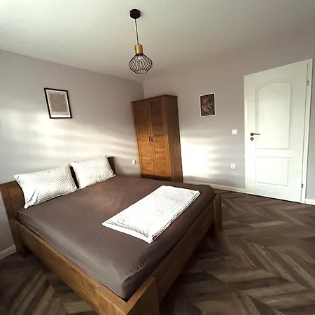 Διαμέρισμα център 2 *